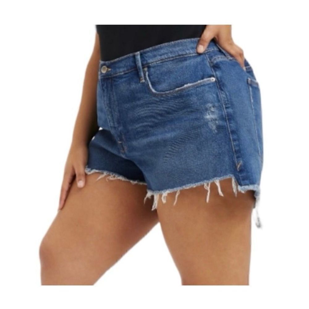 NWT Good American 90’s Jean Shorts